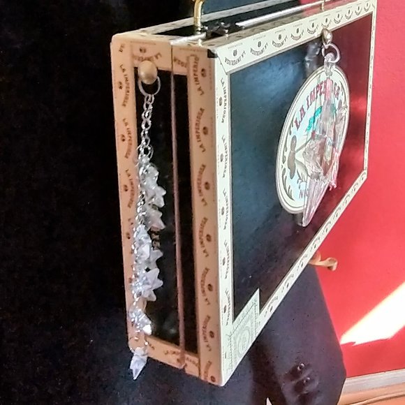 Original Suenos de Saundra Upcycled La Imperiosa Cigar Box Purse "SHINING STAR" - Picture 2 of 15